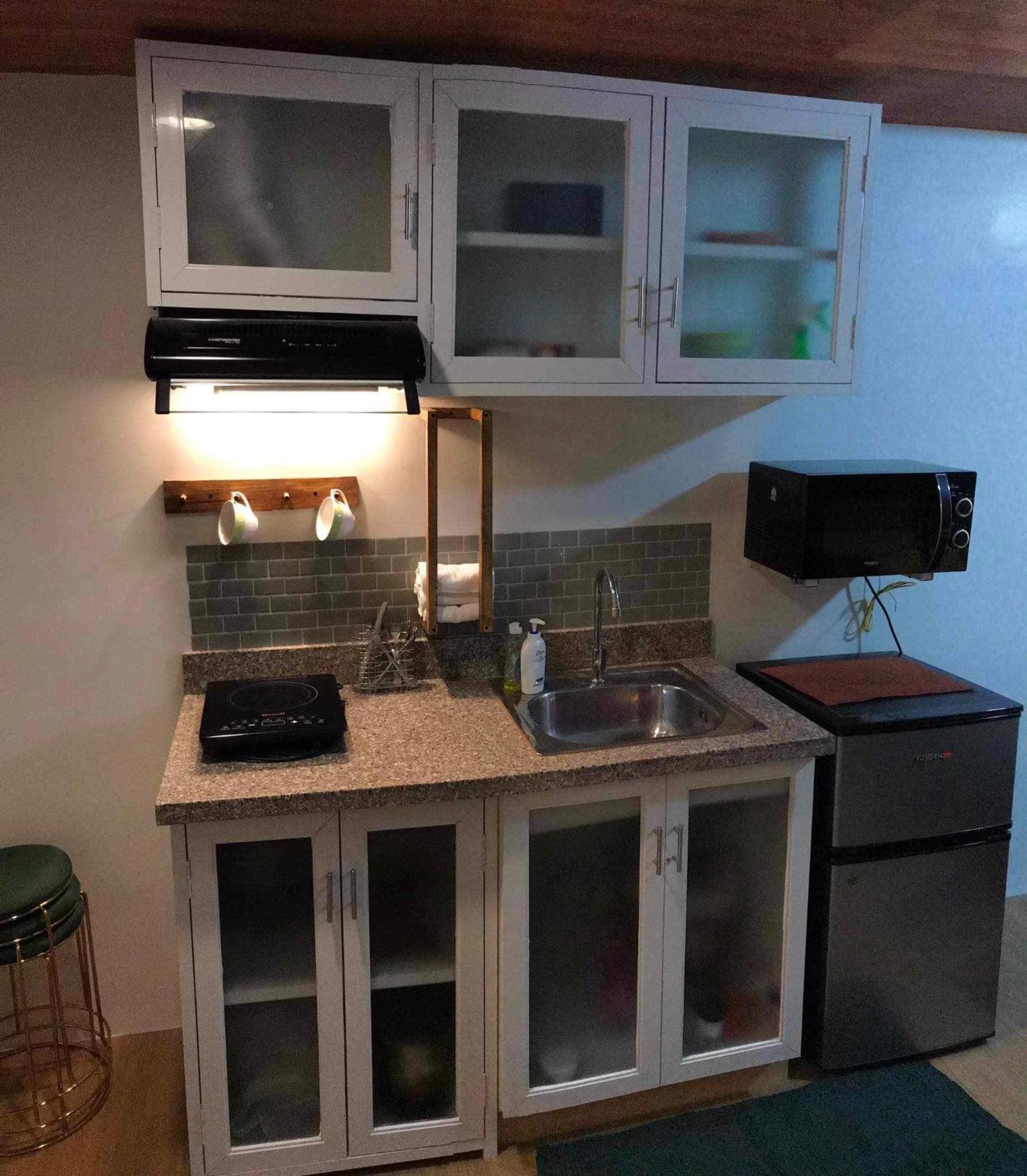 Cozyvilla At Pine Suites Tagaytay 2Br Or Studio With Free Parking 2Br In Basement Parking And Studio In Offsite Parking Tagaytay City Exterior foto